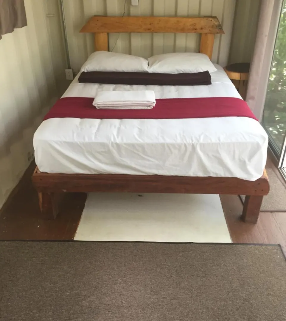 Containme Eco Chic Hotel Tulum